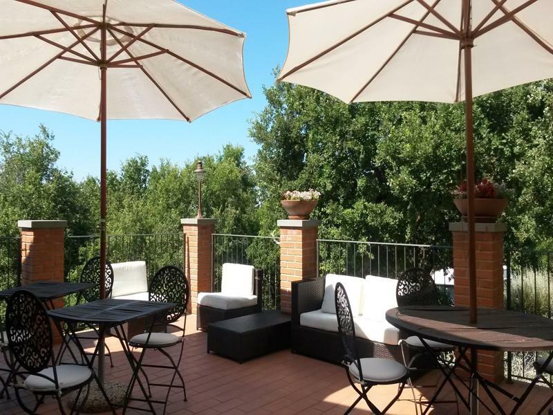 Il Casale Del Ra Guest House ตัวโร ซุล ตราซิเมโน ภายนอก รูปภาพ