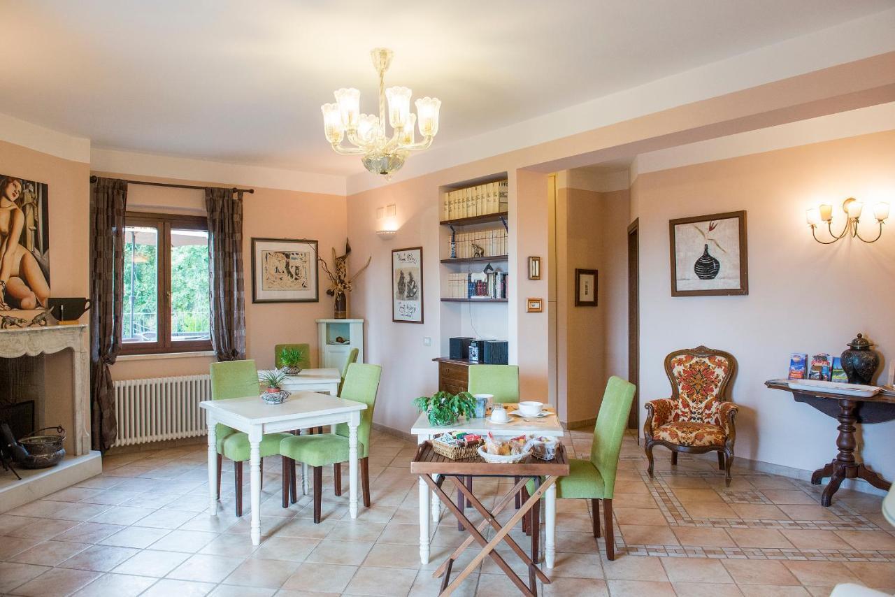 Il Casale Del Ra Guest House ตัวโร ซุล ตราซิเมโน ภายนอก รูปภาพ