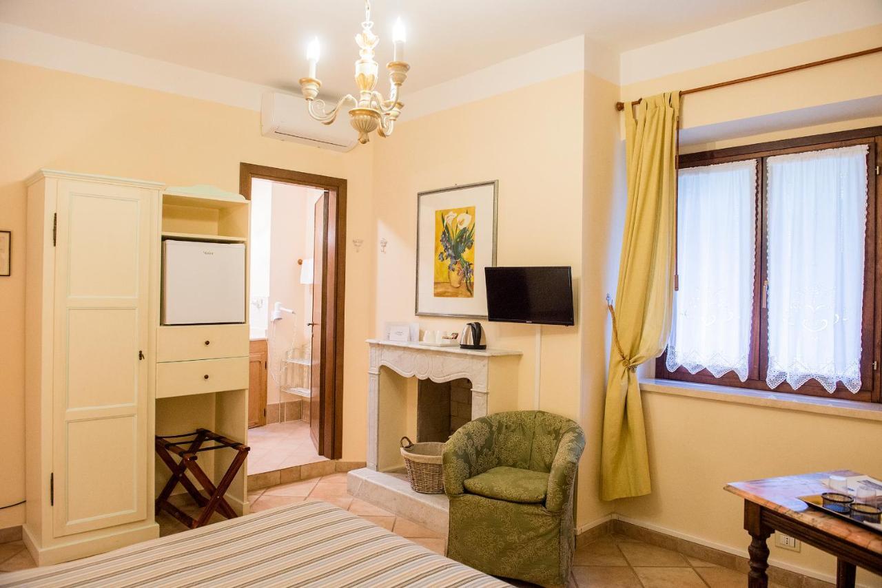 Il Casale Del Ra Guest House ตัวโร ซุล ตราซิเมโน ภายนอก รูปภาพ